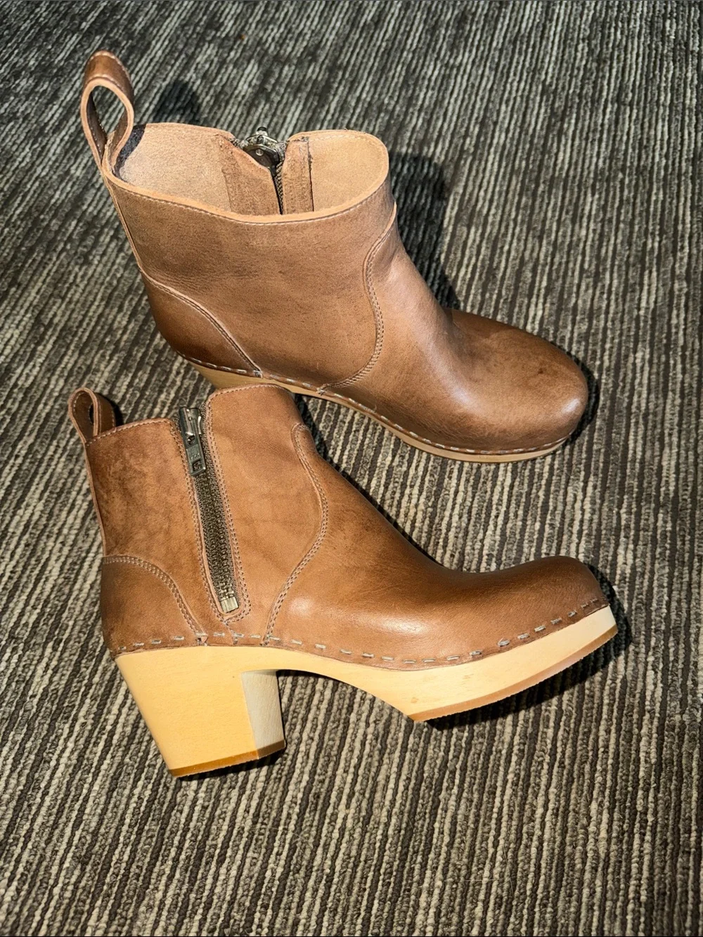 Swedish Hasbeens Zip It Emy Boots Size 37
